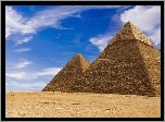 Piramidy, Pustynia
