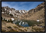 Andora, Pireneje, Tristaina Lake, Jezioro, Drzewa, Ośnieżone, Góry, Niebo
