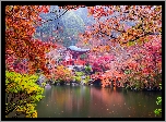 Japonia, Kioto, Kompleks świątynny Daigo-ji, Świątynia Benten-dō, Mostek, Staw, Jesień, Drzewa