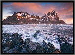 Morze, Skały, Kamienie, Góry, Góra Vestrahorn, Islandia