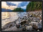 Park prowincjonalny Sasquatch, Kolumbia Brytyjska, Kanada, Kamienie, Jezioro Harrison Lake, Drzewa, Promienie słońca