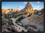 Stany Zjednoczone, Stan Utah, Park Narodowy Capitol Reef, Góra Pectols Pyramid, Góry, Rośliny, Kamienie