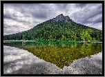 Góra Rattlesnake Ridge, Jezioro Rattlesnake Lake, Drzewa, Las, Chmury, Odbicie, Stan Waszyngton, Stany Zjednoczone