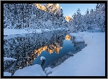 Stany Zjednoczone, Kalifornia, Park Narodowy Yosemite, Góry, Rzeka, Merced River, Zima, Drzewa