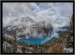 Park Narodowy Banff, Góry Canadian Rockies, Jezioro Peyto, Kanada, Las, Chmury, Mgła