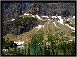 Stany Zjednoczone, Stan Montana, Park Narodowy Glacier, Jezioro Iceberg Lake, Góry, Świerki, Śnieg