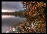 Wielka Brytania, Anglia, Kumbria, Kraina Lake District, Jesień, Kamienie, Drzewa, Jezioro Coniston Water