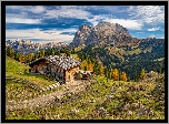 Włochy, Południowy Tyrol, Góry, Dolomity, Sassolungo, Drzewa, Dom, Ogrodzenie, Kamienie