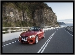 Bmw Z4, Droga